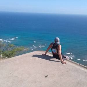 Meet your Posher, Cesar